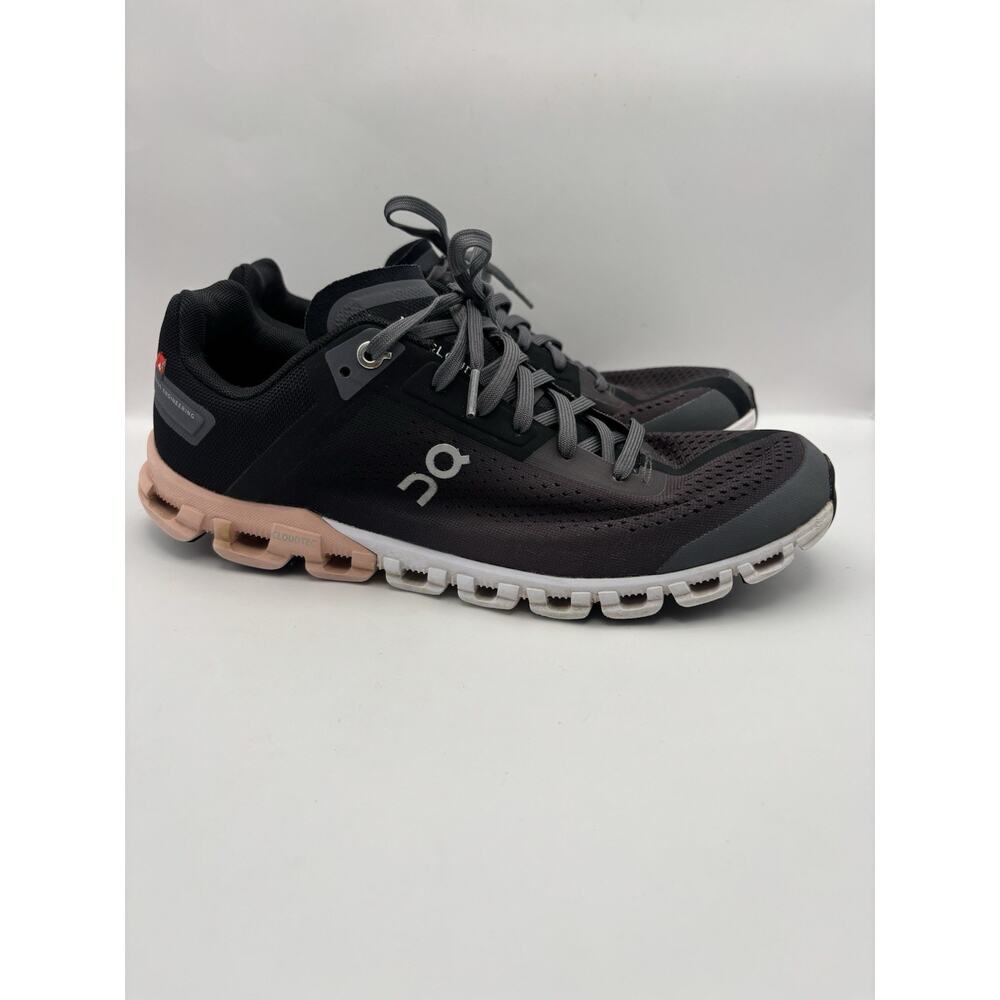On Cloud Running Cloud flow Black And Pink Sneakers Women Size 9.5